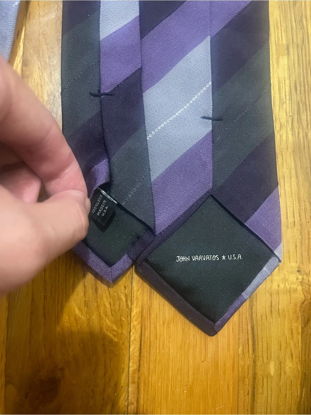 $188 John Varvatos USA 100% Italian Silk Skinny Tie